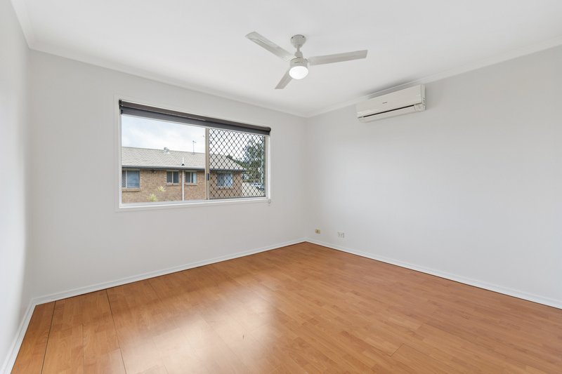 Photo - 2/96 Smith Road, Woodridge QLD 4114 - Image 7