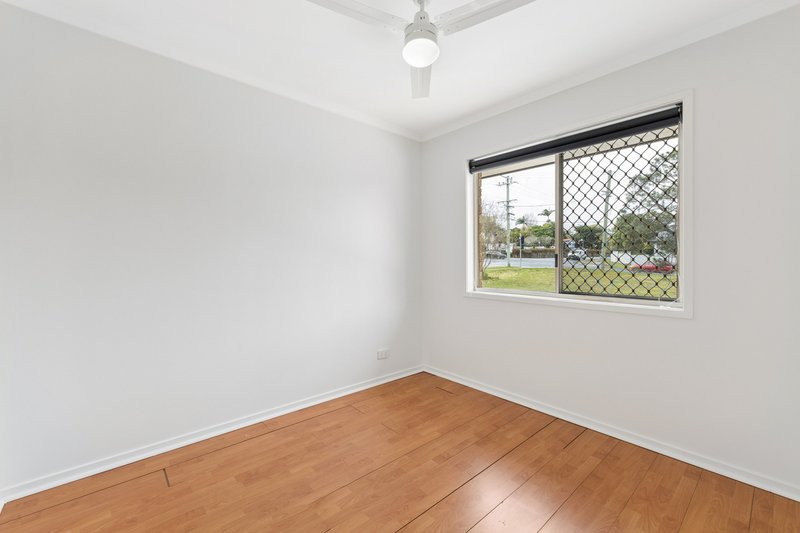 Photo - 2/96 Smith Road, Woodridge QLD 4114 - Image 8