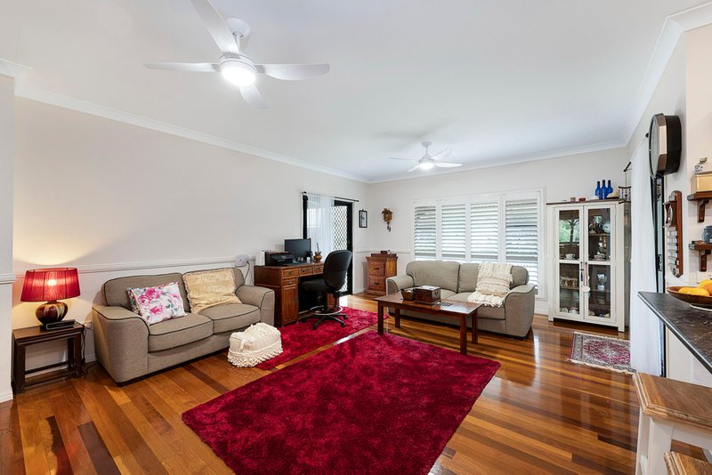 Photo - 296 Sylvan Drive, Moore Park Beach QLD 4670 - Image 8