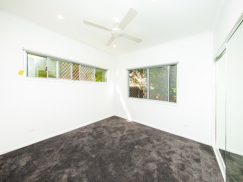 Photo - 2/97 Ison Street, Morningside QLD 4170 - Image 7
