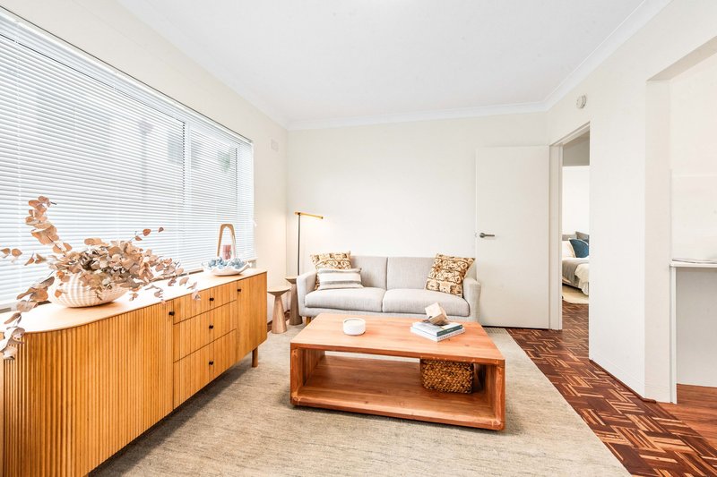 Photo - 2/97 Queenscliff Road, Queenscliff NSW 2096 - Image 1