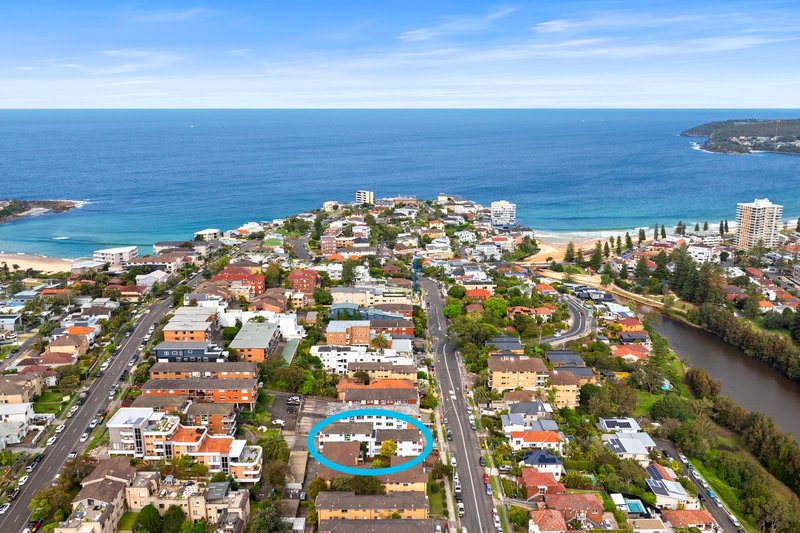Photo - 2/97 Queenscliff Road, Queenscliff NSW 2096 - Image 2