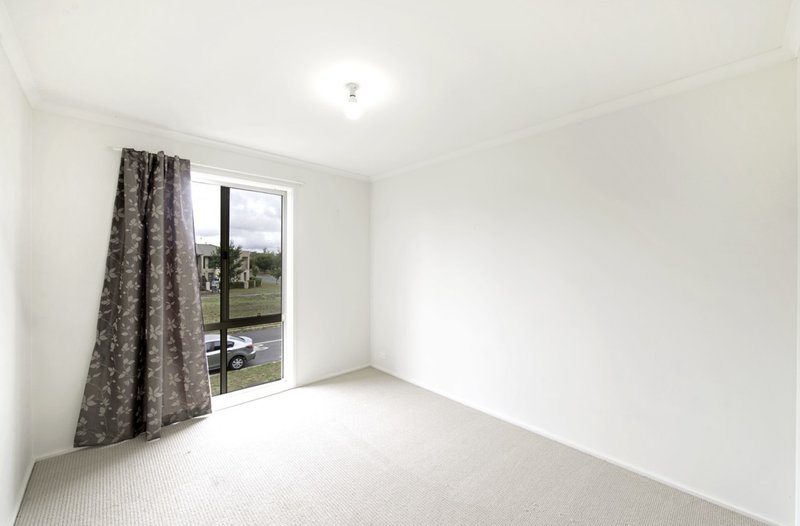 Photo - 297B Anthony Rolfe Avenue, Gungahlin ACT 2912 - Image 10