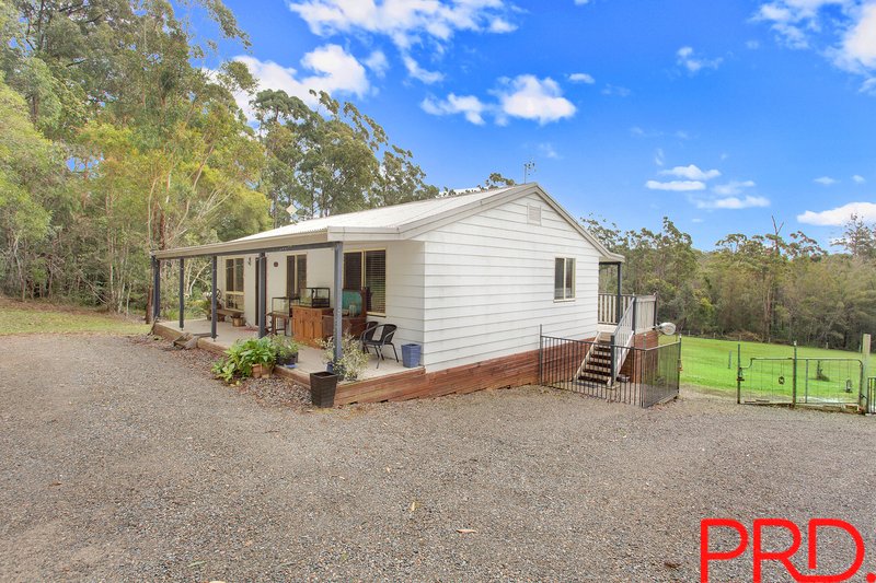 298 Long Point Drive, Lake Cathie NSW 2445