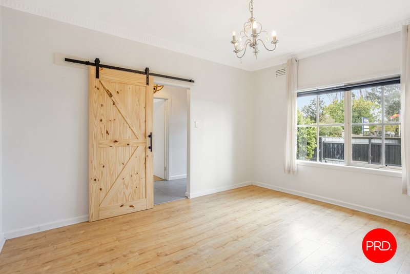Photo - 298 Midland Highway, Epsom VIC 3551 - Image 4