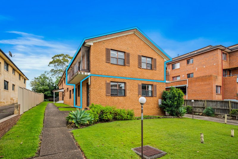 Photo - 2/98 Northumberland Road, Auburn NSW 2144 - Image 1