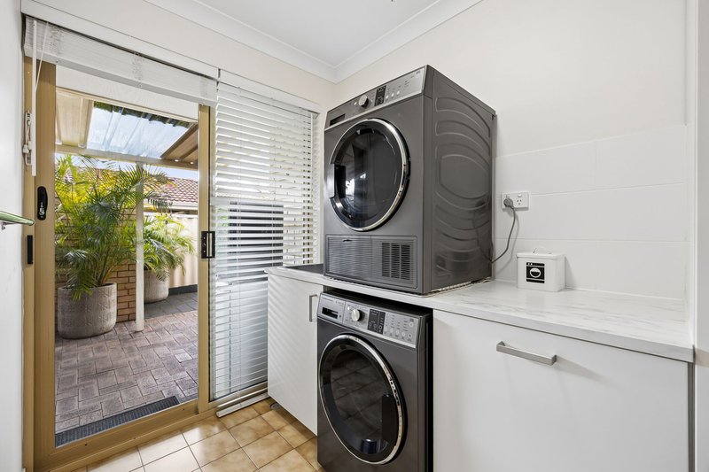 Photo - 2/98 Reynolds Road, Mount Pleasant WA 6153 - Image 17