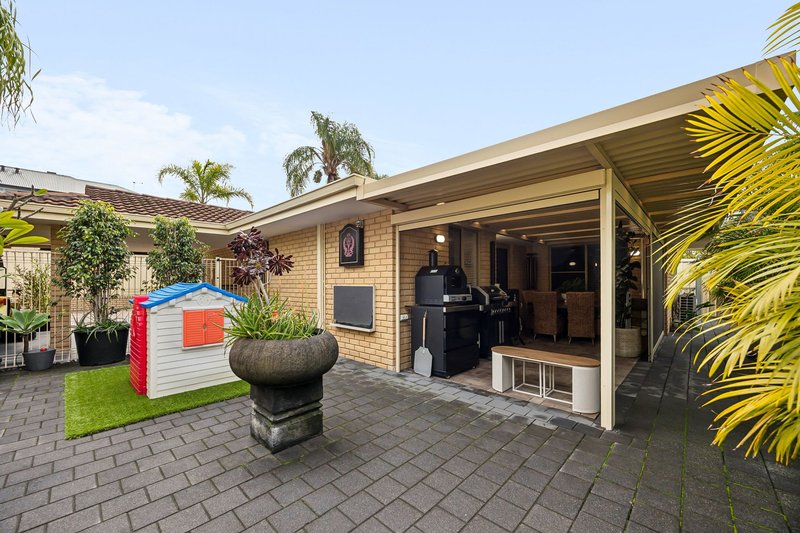 Photo - 2/98 Reynolds Road, Mount Pleasant WA 6153 - Image 23