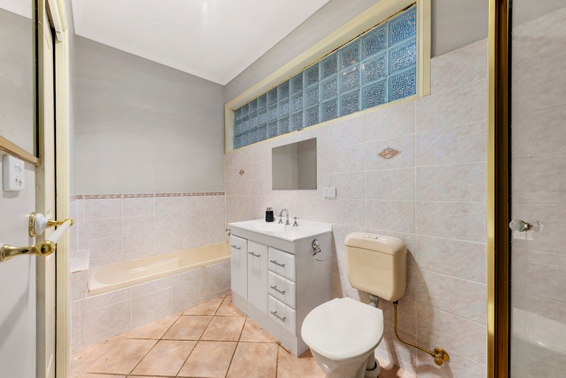 Photo - 2/99 Dorking Road, Box Hill North VIC 3129 - Image 6