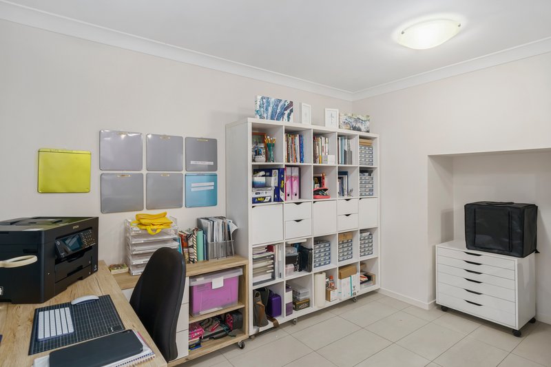 Photo - 29/9 Houghton Street, Petrie QLD 4502 - Image 5