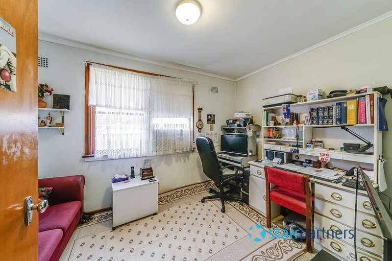 Photo - 299 Hoxton Park Road, Cartwright NSW 2168 - Image 9