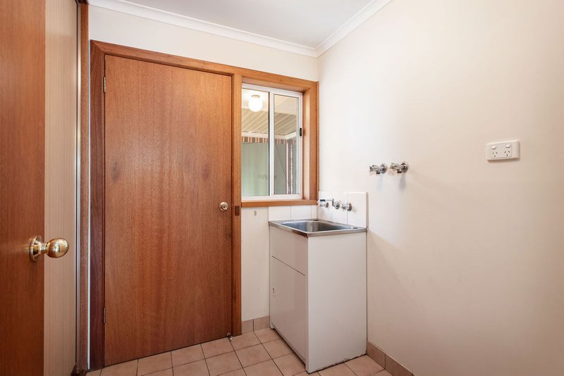 Photo - 2/99 Mitchell Street, Wodonga VIC 3690 - Image 10