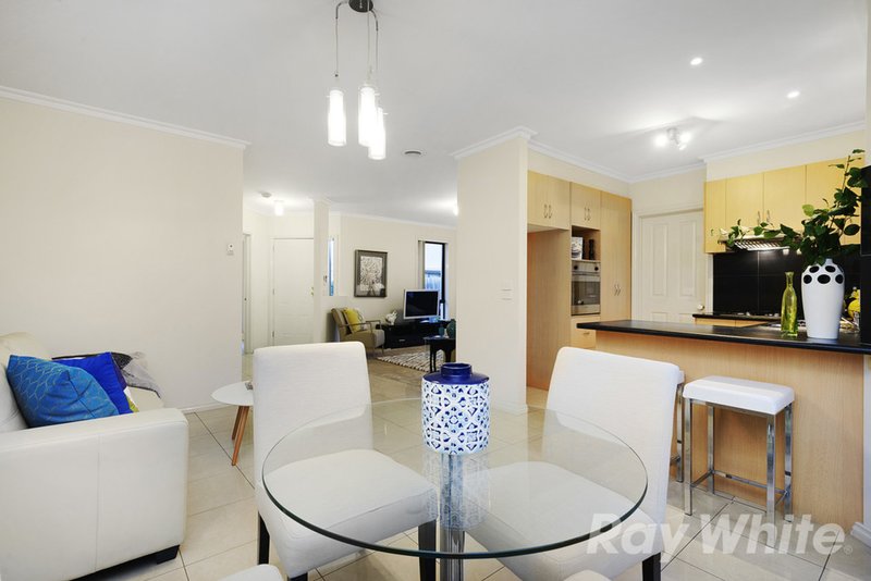 Photo - 2/99 Moriah Street, Clayton VIC 3168 - Image 5