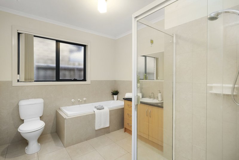 Photo - 2/99 Moriah Street, Clayton VIC 3168 - Image 9