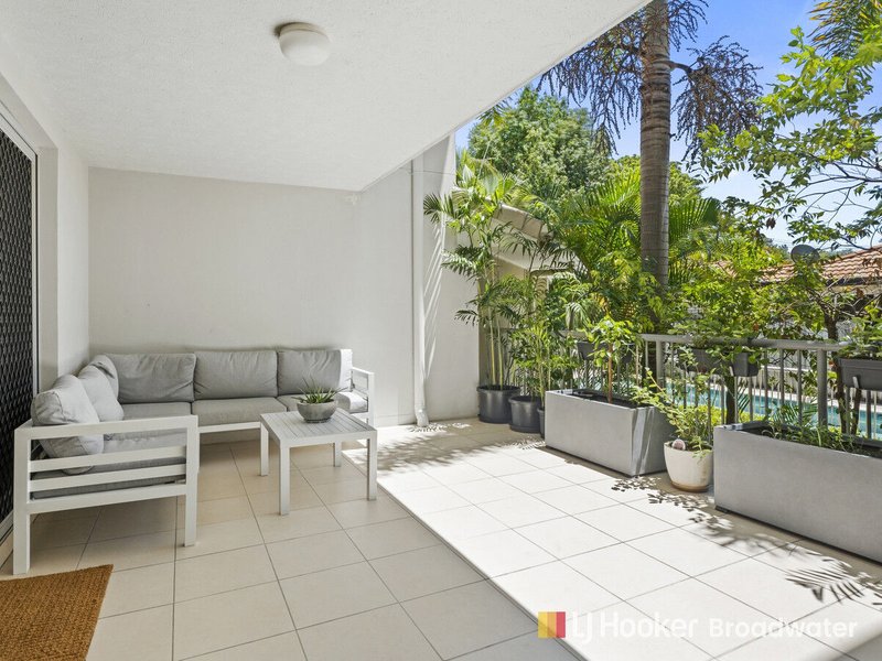 Photo - 2/99 Muir Street, Labrador QLD 4215 - Image 6