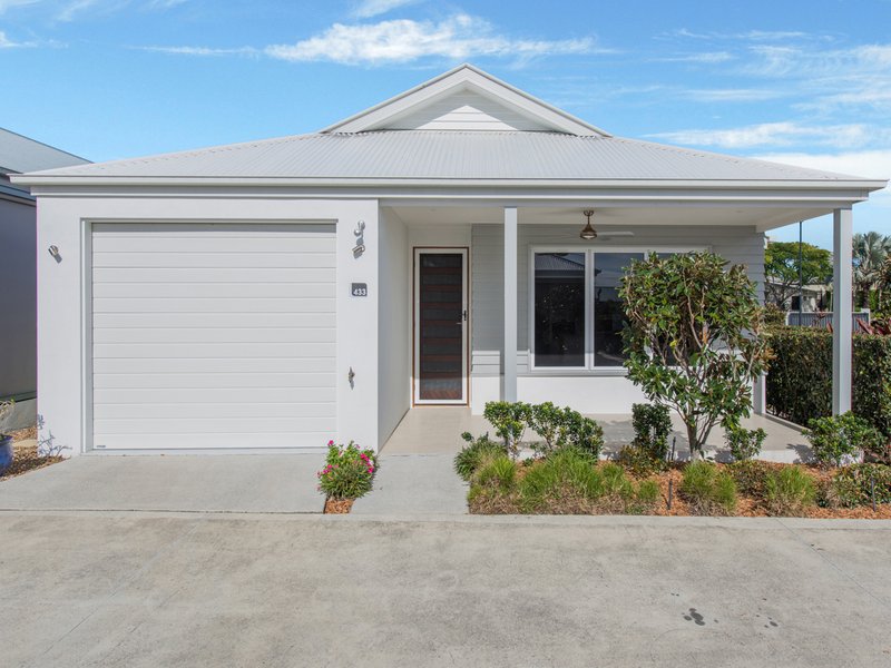 Photo - 299 Napper Road, Arundel QLD 4214 - Image 2