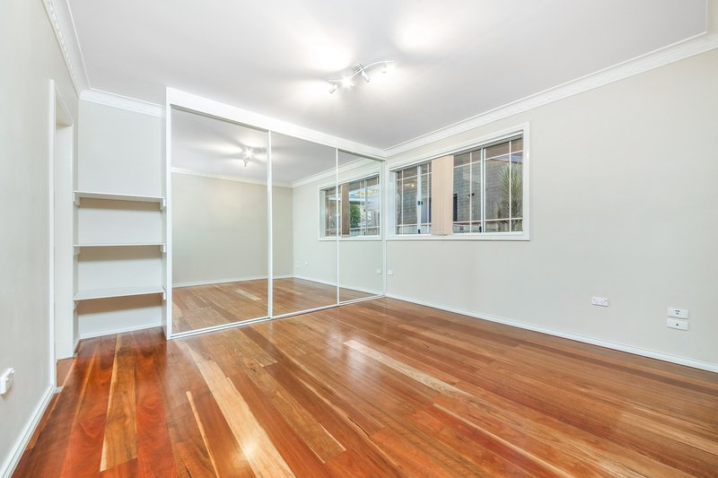 Photo - 2/99 Queen Street, Revesby NSW 2212 - Image 3