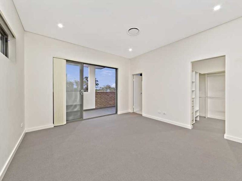 Photo - 29A Cowl Street, Greenacre NSW 2190 - Image 4