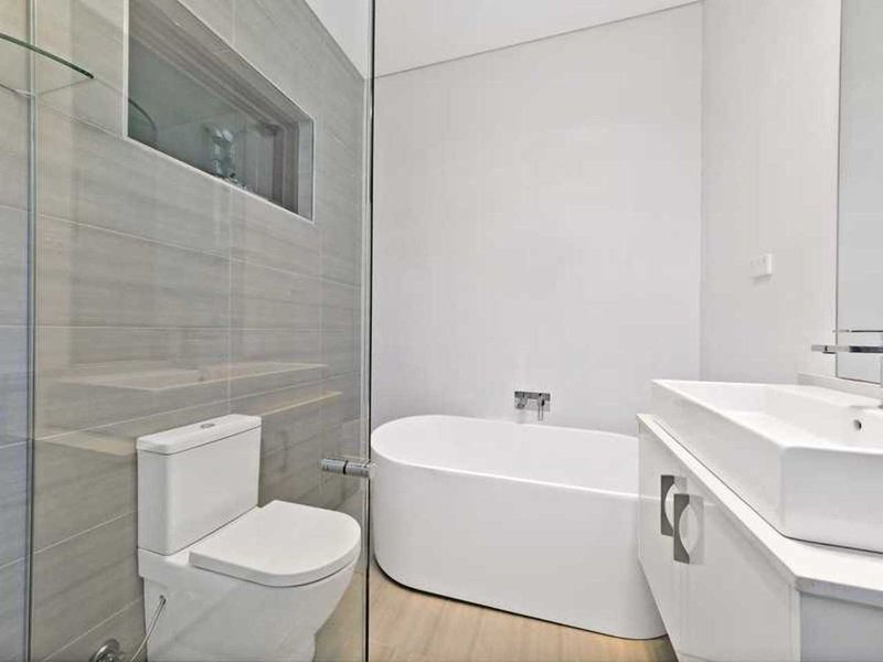 Photo - 29A Cowl Street, Greenacre NSW 2190 - Image 5