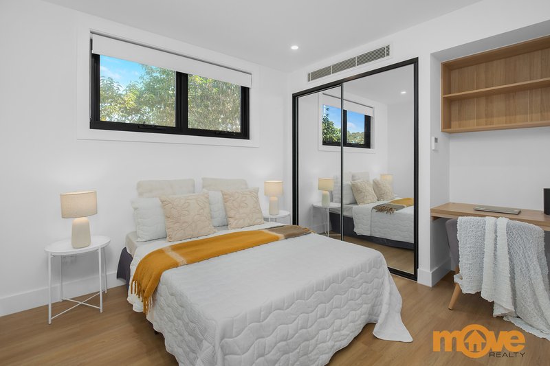 Photo - 29A Dahlia Street, Greystanes NSW 2145 - Image 16