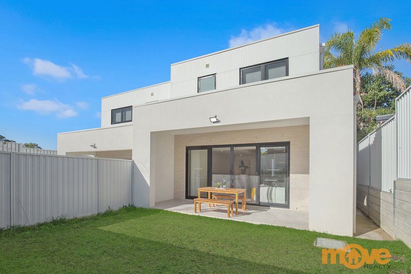 Photo - 29A Dahlia Street, Greystanes NSW 2145 - Image 17