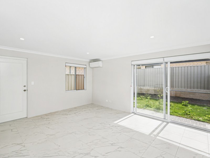 Photo - 29A Defender Way, Two Rocks WA 6037 - Image 3