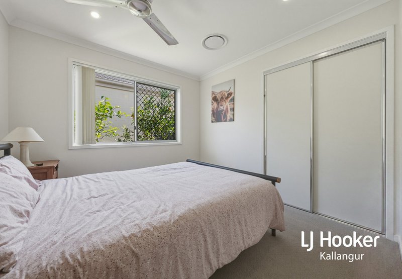 Photo - 29a Diane Parade, Kallangur QLD 4503 - Image 11