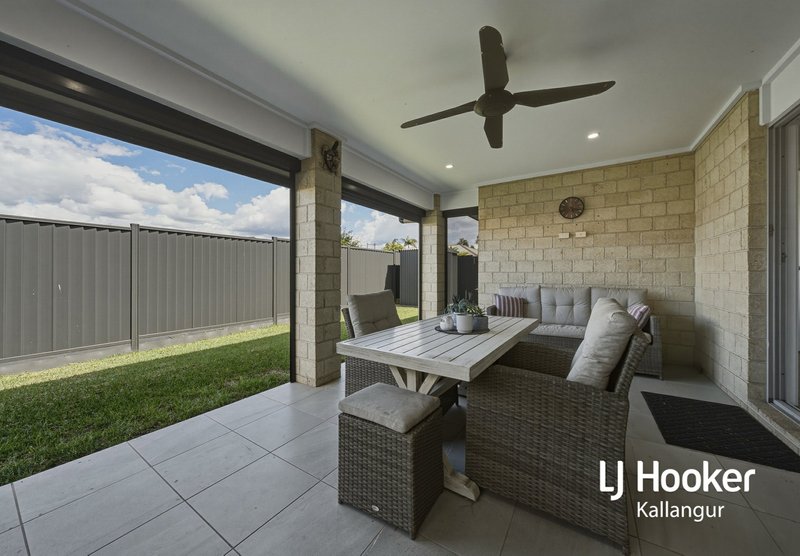 Photo - 29a Diane Parade, Kallangur QLD 4503 - Image 15