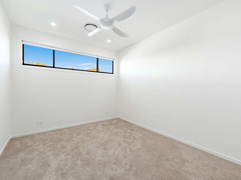 Photo - 29a Errol Avenue, Paradise Point QLD 4216 - Image 16