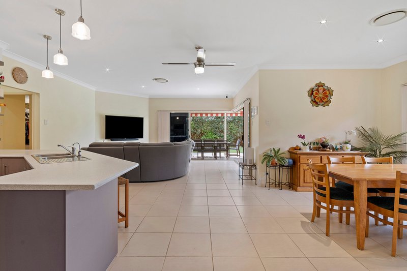 Photo - 29a Hillside Drive, Daisy Hill QLD 4127 - Image 2