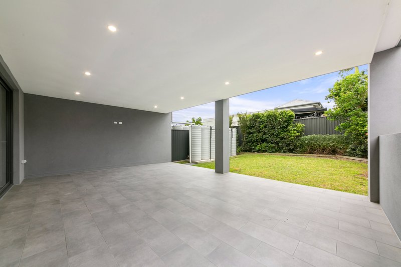 Photo - 29a Lewis Street, South Wentworthville NSW 2145 - Image 3