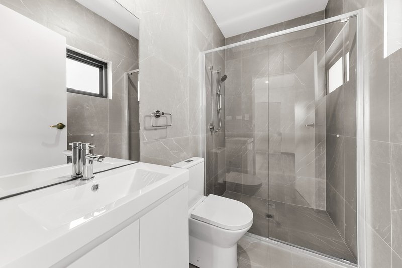Photo - 29a Lewis Street, South Wentworthville NSW 2145 - Image 5