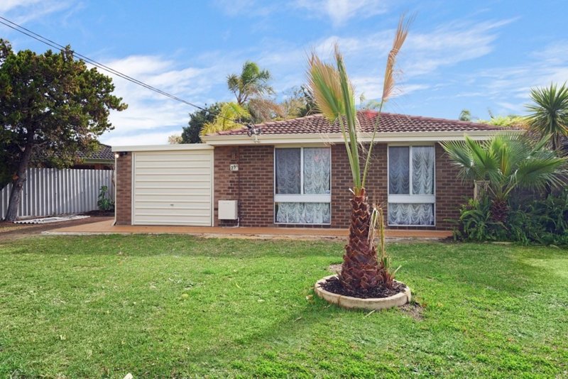 Photo - 29A Lynda Crescent, Cooloongup WA 6168 - Image 2