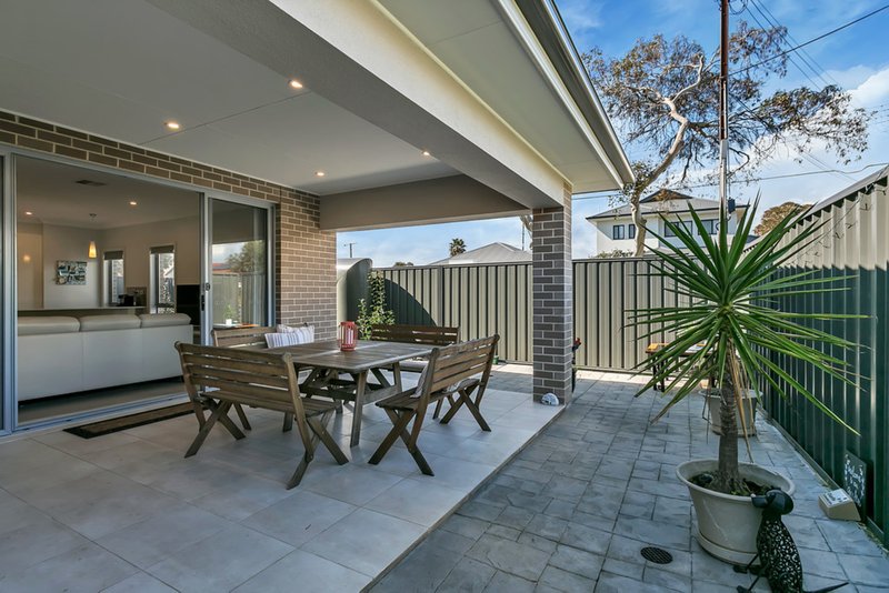 Photo - 29A Margaret Street, Henley Beach SA 5022 - Image 10