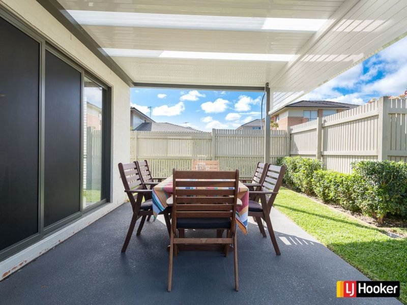 Photo - 29A Northampton Drive, Glenfield NSW 2167 - Image 9