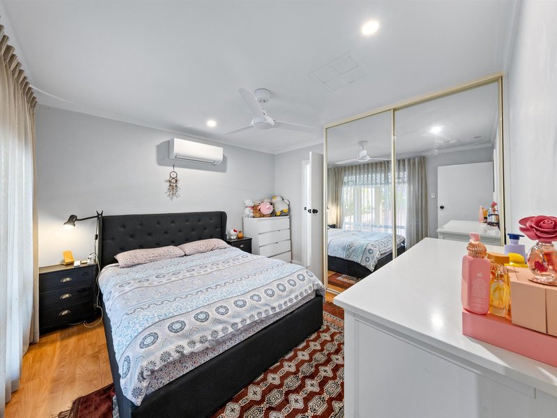 Photo - 29A Ochiltree Way, Kardinya WA 6163 - Image 11