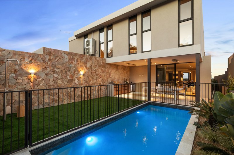 Photo - 29b Craigholm Street, Sylvania NSW 2224 - Image 11