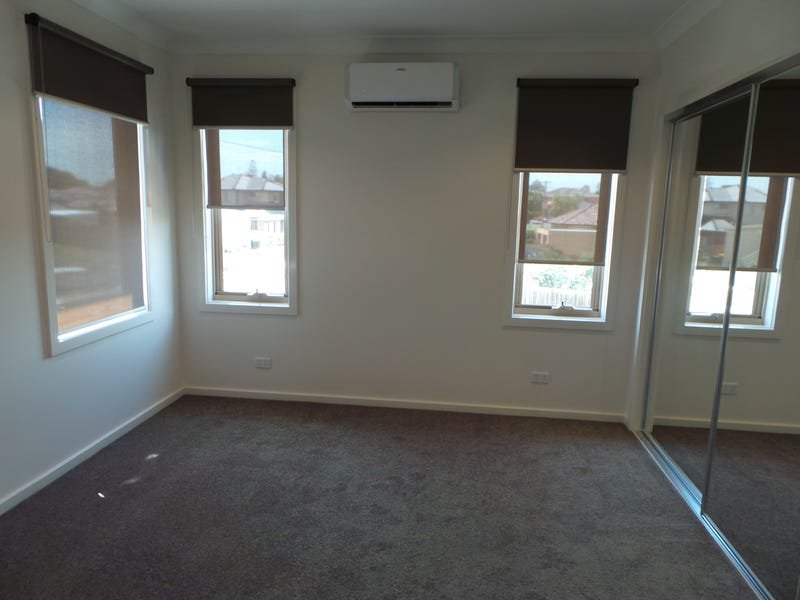 Photo - 29D Glasgow Avenue, Reservoir VIC 3073 - Image 7