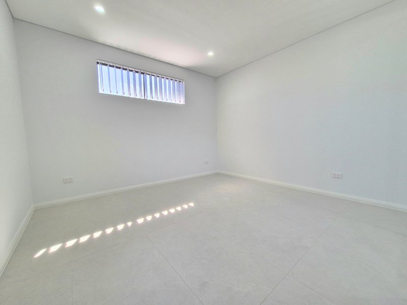 Photo - 2A & 2B Stephanie Street, Padstow NSW 2211 - Image 17