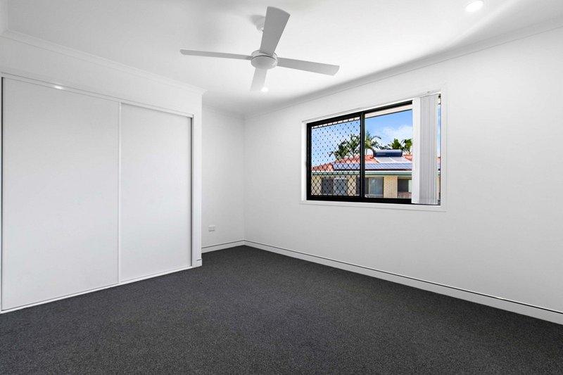 Photo - 2a Andersen Avenue, Urraween QLD 4655 - Image 5