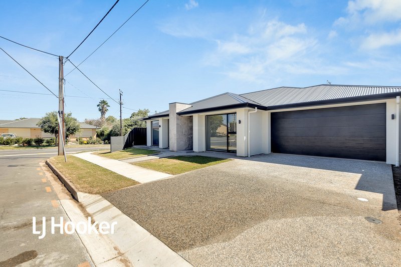 Photo - 2A Aroona Avenue, Hope Valley SA 5090 - Image 3