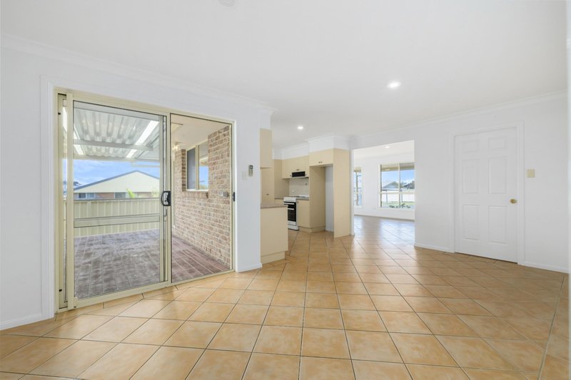 Photo - 2A Azalea Avenue, Wauchope NSW 2446 - Image 5