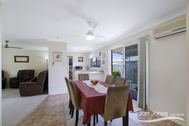 Photo - 2A Bright Ave , Clontarf QLD 4019 - Image 7