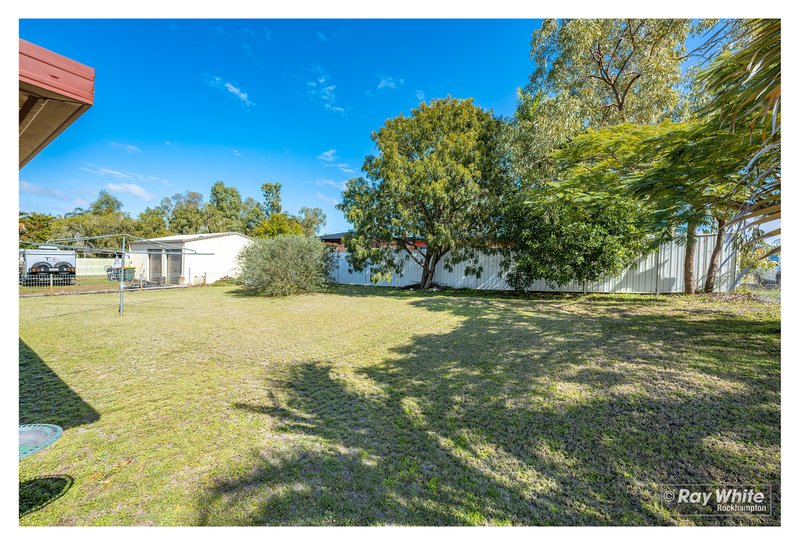 Photo - 2A Buxton Drive, Gracemere QLD 4702 - Image 12