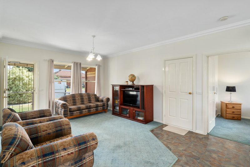 Photo - 2A Callen Street, Seymour VIC 3660 - Image 4