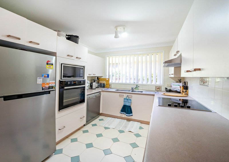 2A Casuarina Close, Old Bar NSW 2430