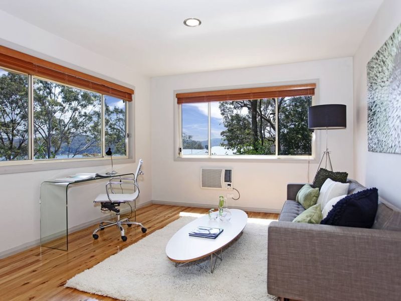 Photo - 2A De Lauret Avenue, Newport NSW 2106 - Image 2