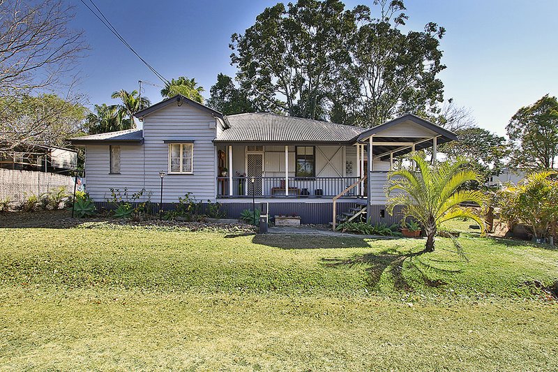 2A Ferguson Street, North Ipswich QLD 4305