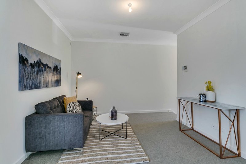 Photo - 2a Gregory Avenue, Campbelltown SA 5074 - Image 3