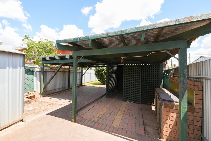 Photo - 2A Grenfell Street, Parkes NSW 2870 - Image 10